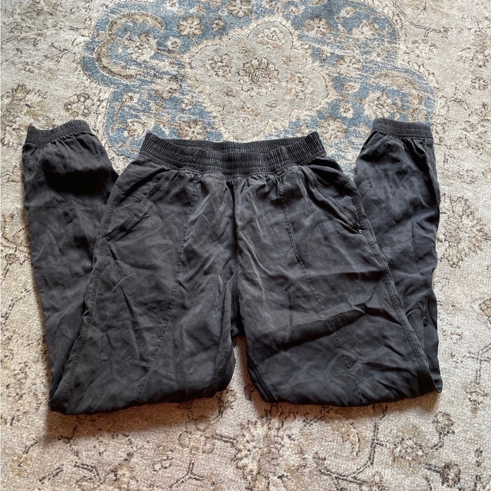 Lululemon Joggera